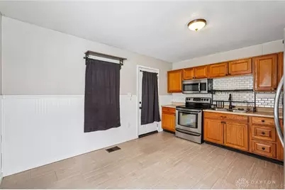 1777 Kylemore Drive, Xenia, OH 45385 - Photo 8