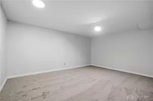 10240 Panola Dr, Cincinnati, OH 45215 - Photo 32