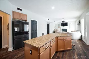 4385 Weber Dr, Beavercreek, OH 45430 - Photo 12