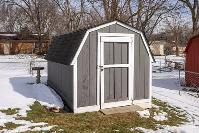 5071 Seville Drive, Englewood, OH 45322 - Photo 8