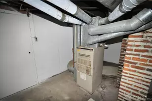 724 E Main St, Greenville, OH 45331 - Photo 14