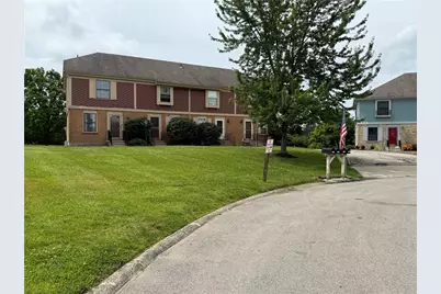 7810 Port Circle, Dayton, OH 45459 - Photo 2