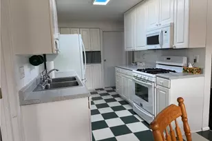 1521 Beaver Creek Ln, Dayton, OH 45429 - Photo 4