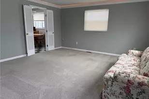 1521 Beaver Creek Ln, Dayton, OH 45429 - Photo 2