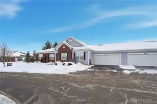 3031 Willowbrook Way, Beavercreek, OH 45431 - Photo 4