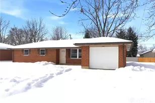 301 Lawson Ave, New Lebanon, OH 45345 - Photo 2