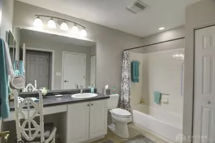 1599 Turnberry Village Dr, Washington Twp, OH 45458 - Photo 16