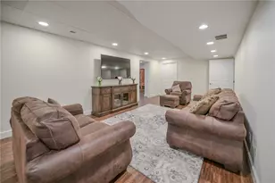 224 Roscommon Dr, Springfield, OH 45503 - Photo 86