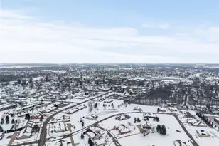 1426 Paul Revere Way, Troy, OH 45373 - Photo 4