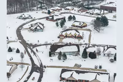 1426 Paul Revere Way #B, Troy, OH 45373 - Photo 6