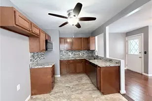 1806 N Sweetbriar Ln, Springfield, OH 45505 - Photo 10