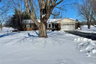 922 W Main St, Eaton, OH 45320 - Photo 2