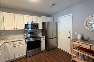 7740 Hackney Cir, Deerfield Township, OH 45039 - Photo 6