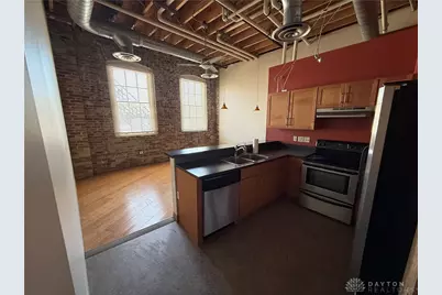 434 E 1st #322, Dayton, OH 45402 - Photo 2