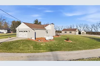 1700 Mosley Drive, Hamilton, OH 45013 - Photo 2