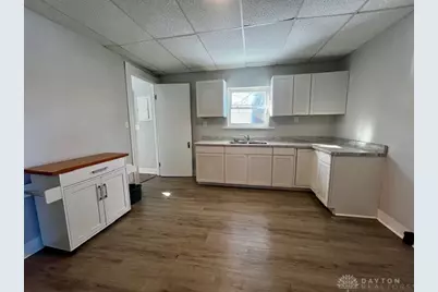 400 S Detroit Street, Xenia, OH 45385 - Photo 4