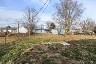 227 Fenwick Dr, New Carlisle, OH 45344 - Photo 28