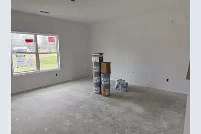 209 Monroe Way, New Carlisle, OH 45344 - Photo 4