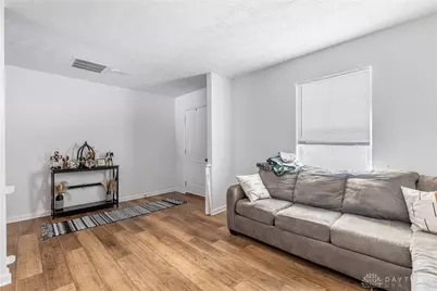 123 Clarett Court, Englewood, OH 45322 - Photo 4