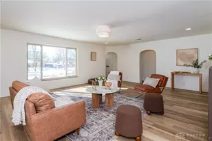 1884 N Longview St, Beavercreek, OH 45432 - Photo 4