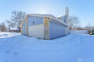 4825 Olive Rd, Dayton, OH 45426 - Photo 2