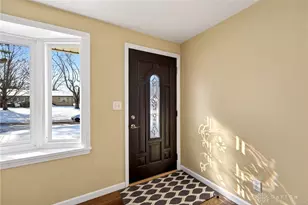 2759 Shelburne Ln, Beavercreek, OH 45430 - Photo 4