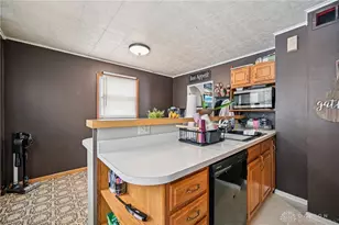 505 S Stadium Dr, Xenia, OH 45385 - Photo 10