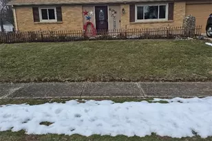 604 Franklin Ave, Englewood, OH 45322 - Photo 2