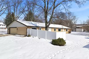 810 E Whipp Rd, Dayton, OH 45459 - Photo 40