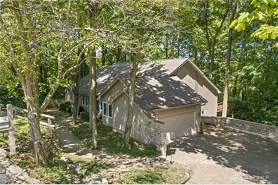 4400 Royal Ridge Way, Dayton, OH 45429 - Photo 1