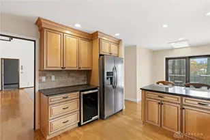 4400 Royal Ridge Way, Dayton, OH 45429 - Photo 18