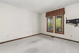 4400 Royal Ridge Way, Dayton, OH 45429 - Photo 28