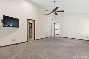 4400 Royal Ridge Way, Dayton, OH 45429 - Photo 34