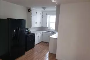 1121 Valley St, Dayton, OH 45404 - Photo 2