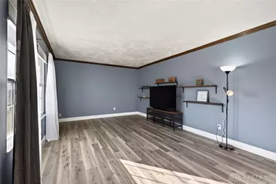 2025 Meadowside Lane, Dayton, OH 45458 - Photo 12