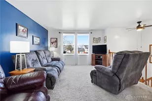 129 Lexington Farm Rd, Union, OH 45322 - Photo 4