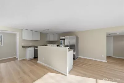 12130 Lakefront Drive, Hillsboro, OH 45133 - Photo 6