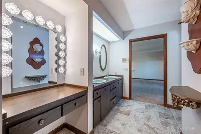 701 E Schantz Avenue, Oakwood, OH 45419 - Photo 26