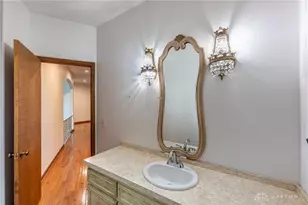 701 E Schantz Ave, Oakwood, OH 45419 - Photo 34