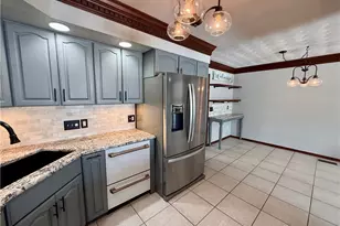 313 Scott Dr, Englewood, OH 45322 - Photo 6