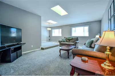 906 New England Avenue, Dayton, OH 45429 - Photo 8