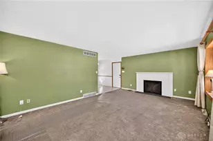 3833 Sterling Dr, Franklin, OH 45005 - Photo 4