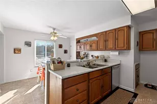 190 Lyons Dr, Dayton, OH 45459 - Photo 36