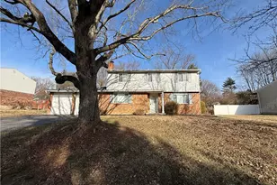 1424 Meadow Moor Dr, Beavercreek, OH 45434 - Photo 2