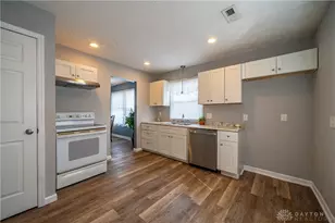 2230 Hazelton Ave, Dayton, OH 45431 - Photo 4