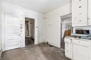 30 Brenner Ave, Dayton, OH 45403 - Photo 4