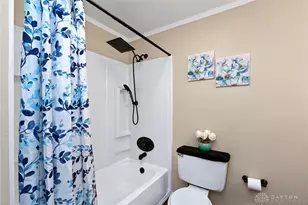 4130 Bronze Leaf Ct, Dayton, OH 45424 - Photo 24