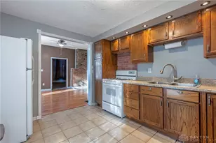 27 Cross St, Bloomingburg, OH 43106 - Photo 8