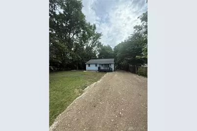 1068 Hedges Road, Xenia, OH 45385 - Photo 2