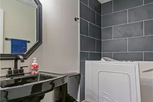 8041 Bushclover Dr, Tipp City, OH 45371 - Photo 28